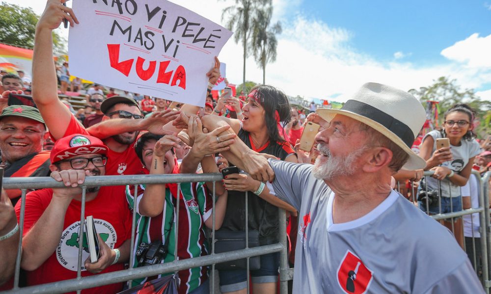 Presidente Lula sofre acidente doméstico e cancela viagem à Rússia