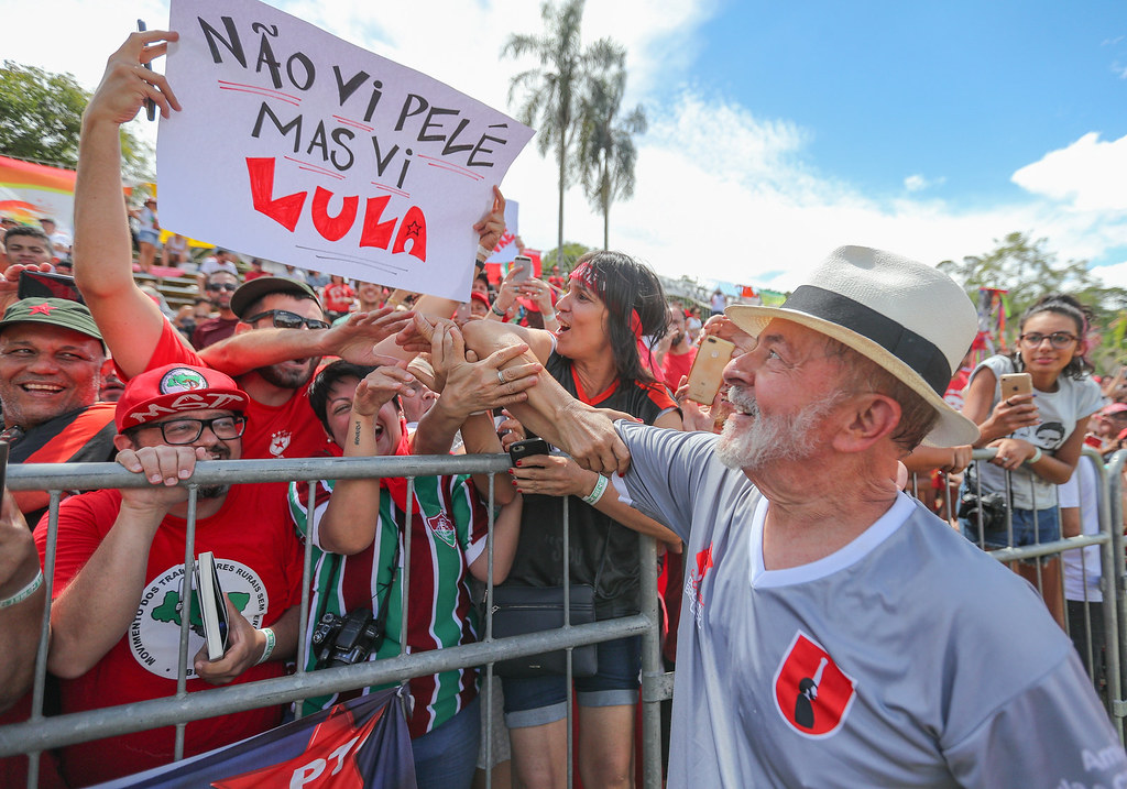 Presidente Lula sofre acidente doméstico e cancela viagem à Rússia